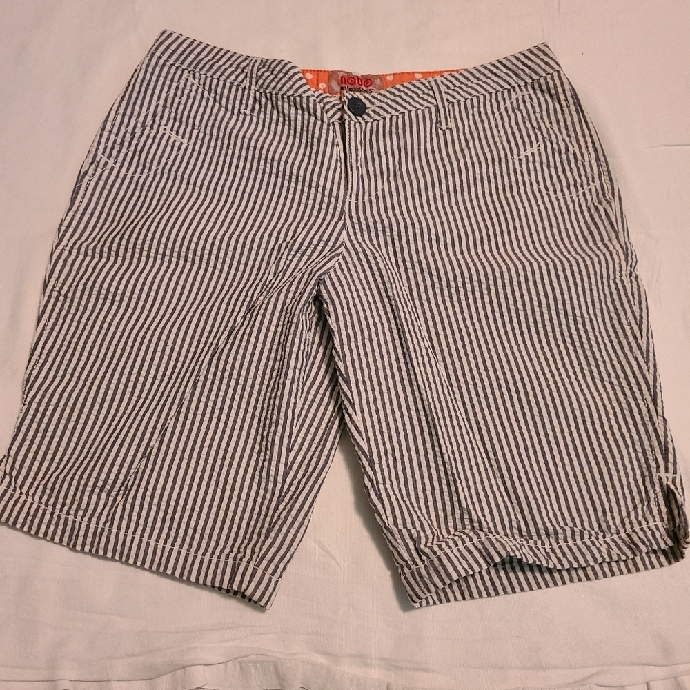 Shorts size 5 - Picture 2 of 5